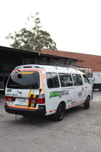 2005 lateral trasero izquierdo