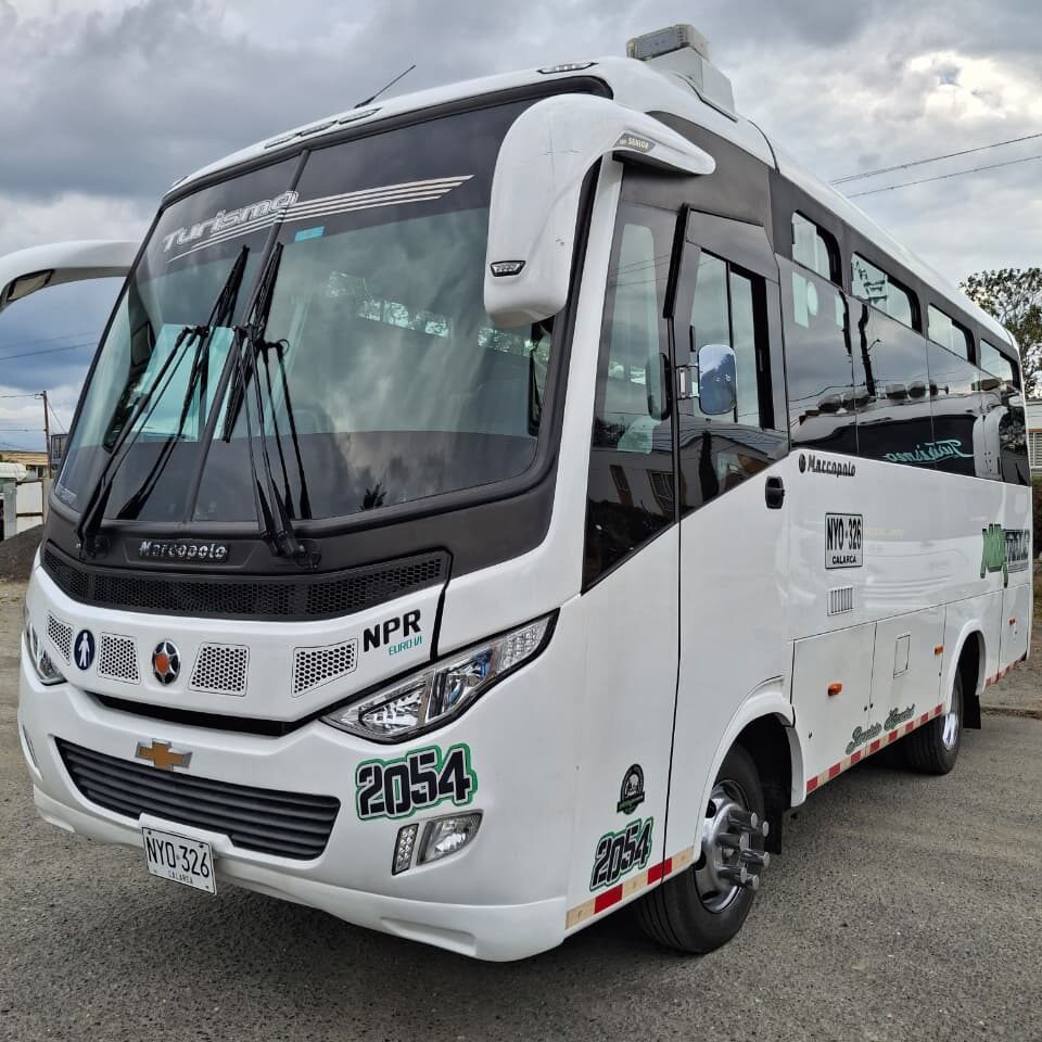 vehiculo 2025 de transporte especial maxtrans