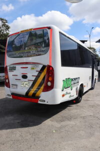 lateral trasera derecha
