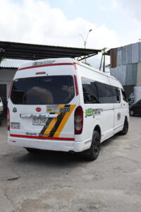 lateral trasero izquierdo