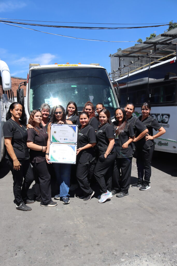 CERTIFICADOS EN ISO 9001 Y 4500 MAXTRANSPORTE